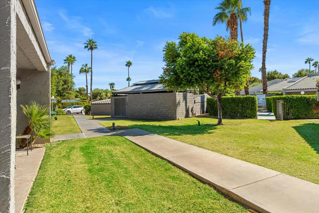 Palm Springs C.C. - Residential