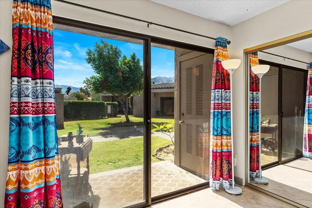 Palm Springs C.C. - Residential