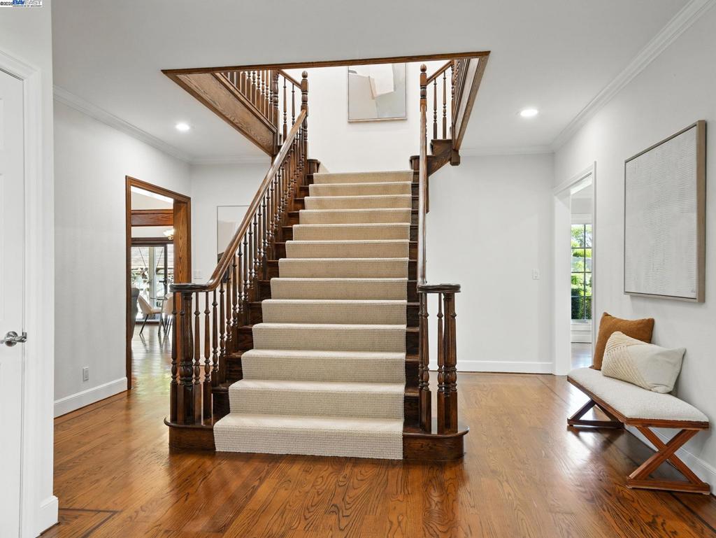 4103 Greenoaks Way