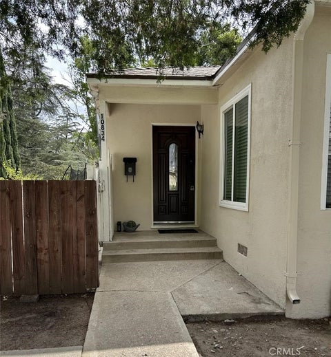 Photo of 10834 Encino, Granada Hills, CA 91344 (MLS # SR26137746)