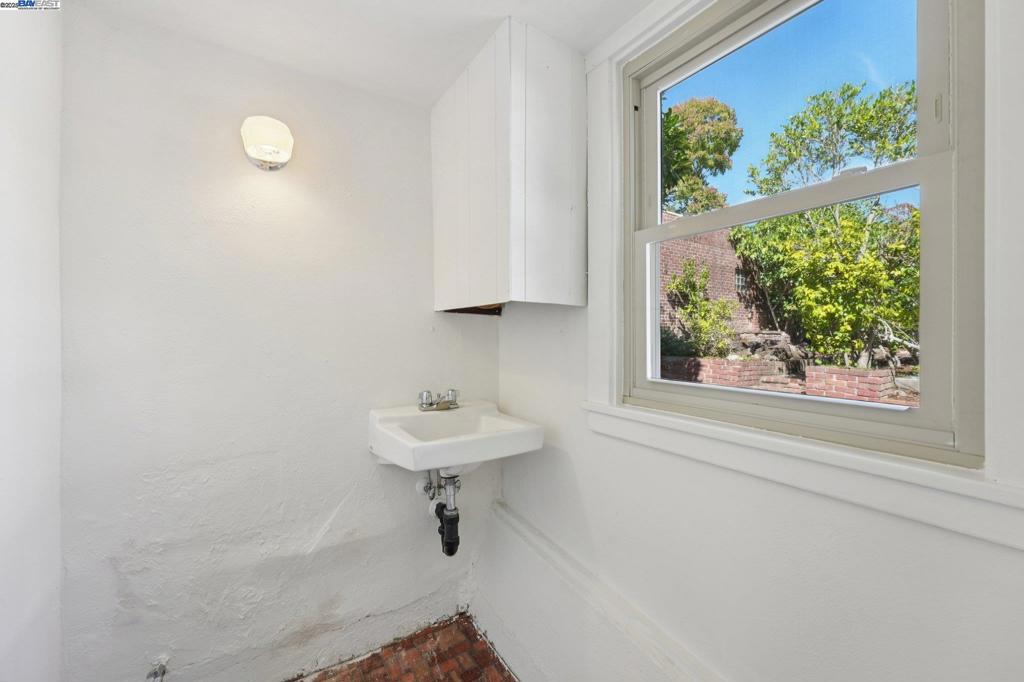 DIMOND HEIGHTS - Residential