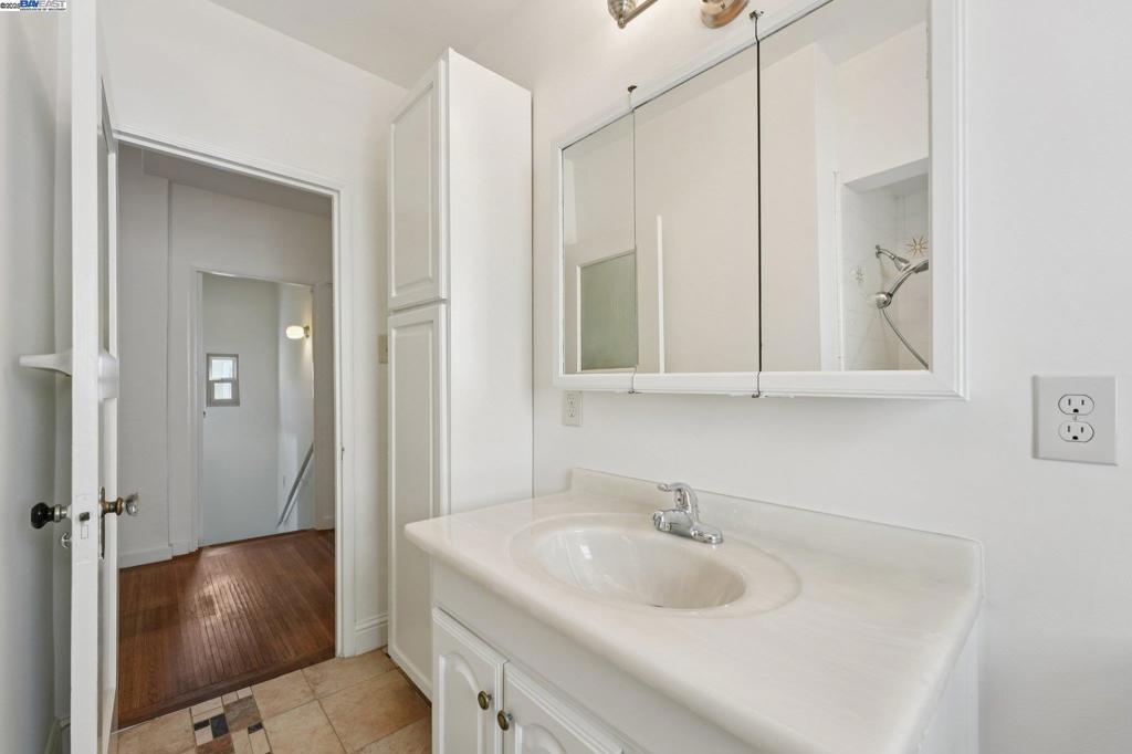 DIMOND HEIGHTS - Residential
