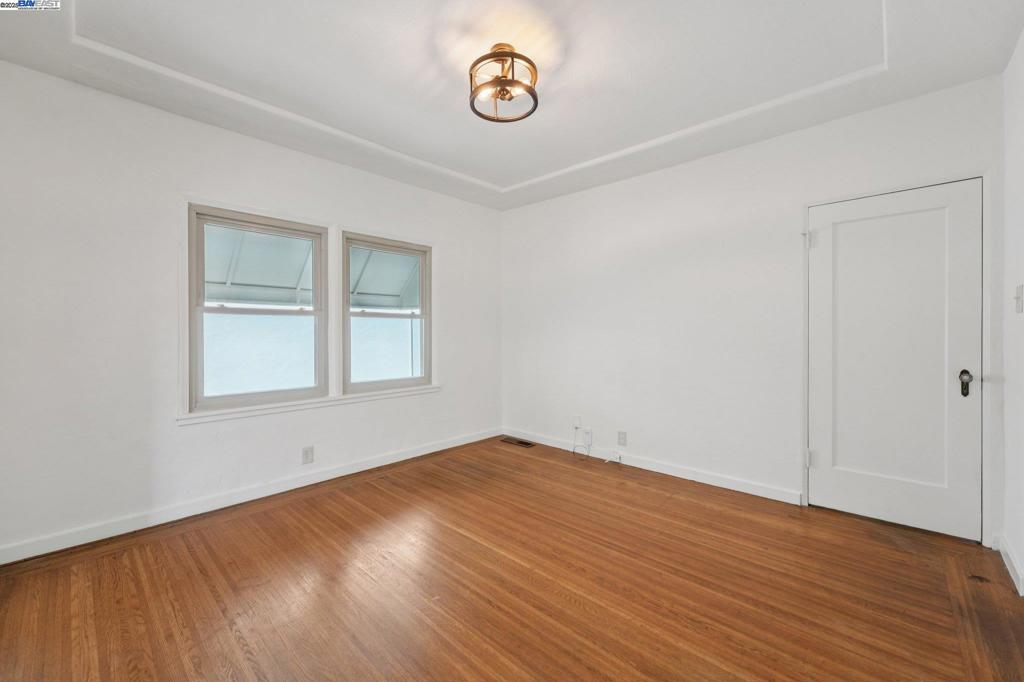 DIMOND HEIGHTS - Residential