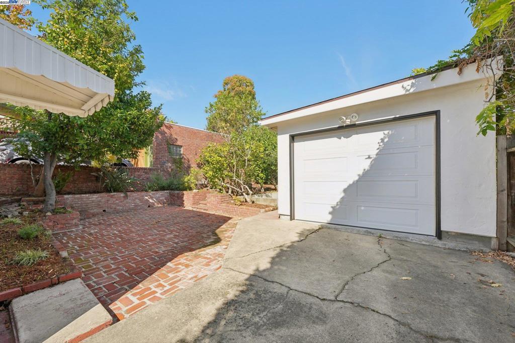 DIMOND HEIGHTS - Residential