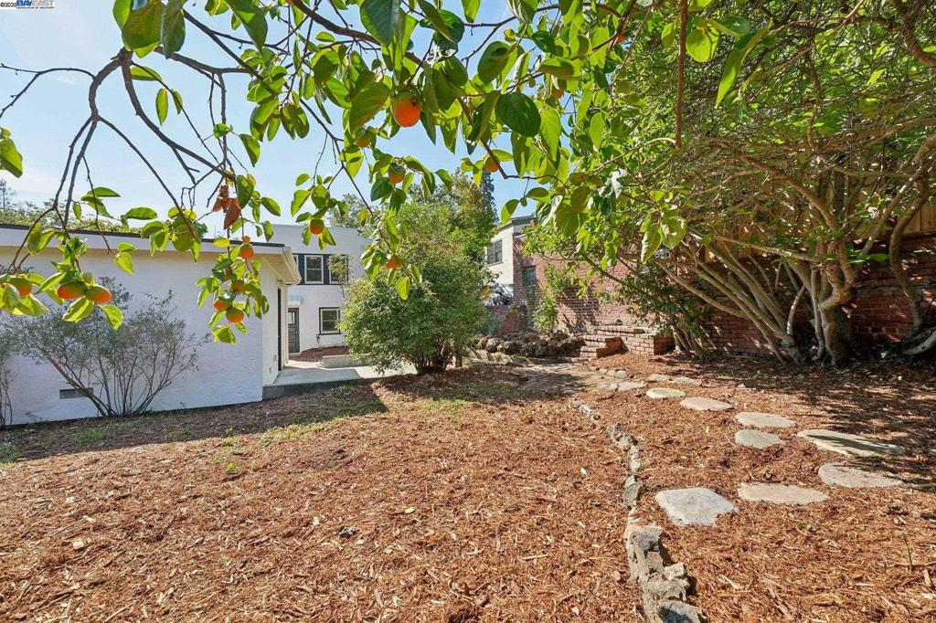 DIMOND HEIGHTS - Residential