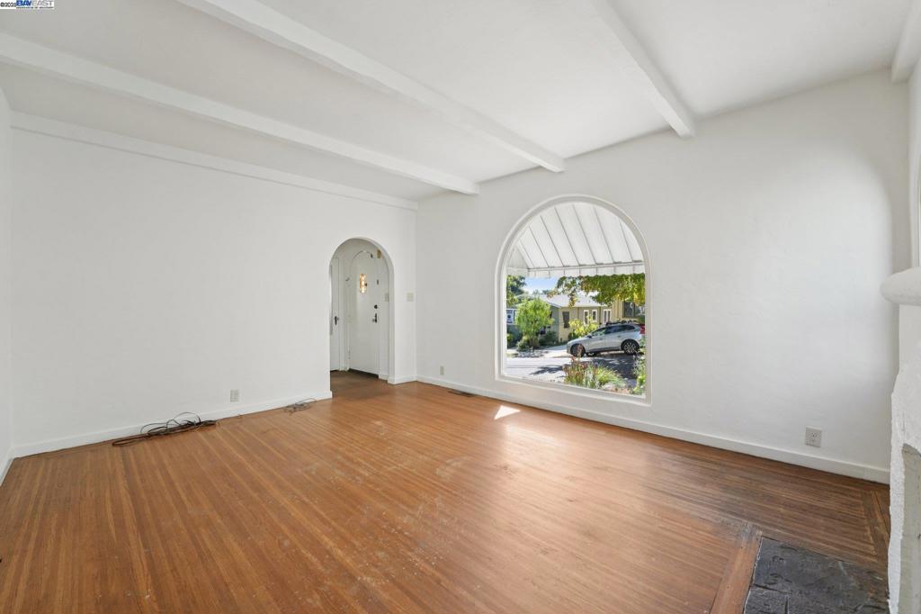 DIMOND HEIGHTS - Residential