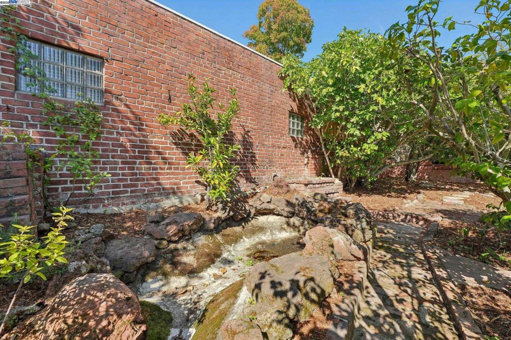 DIMOND HEIGHTS - Residential