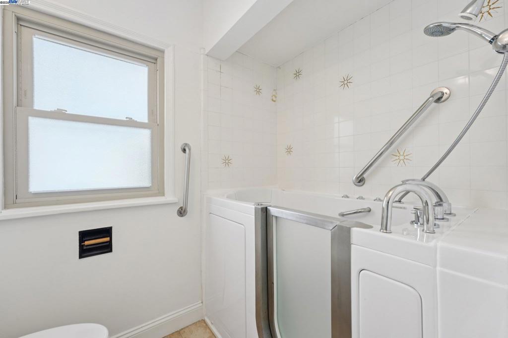 DIMOND HEIGHTS - Residential