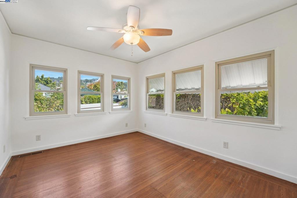 DIMOND HEIGHTS - Residential