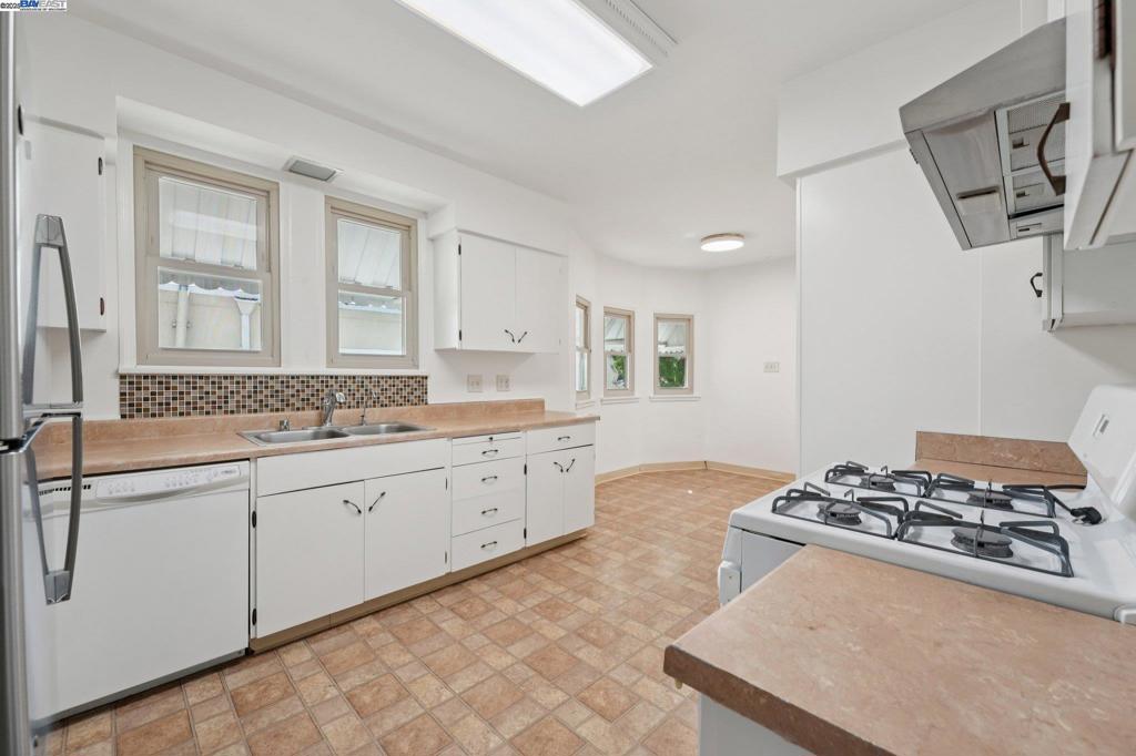 DIMOND HEIGHTS - Residential
