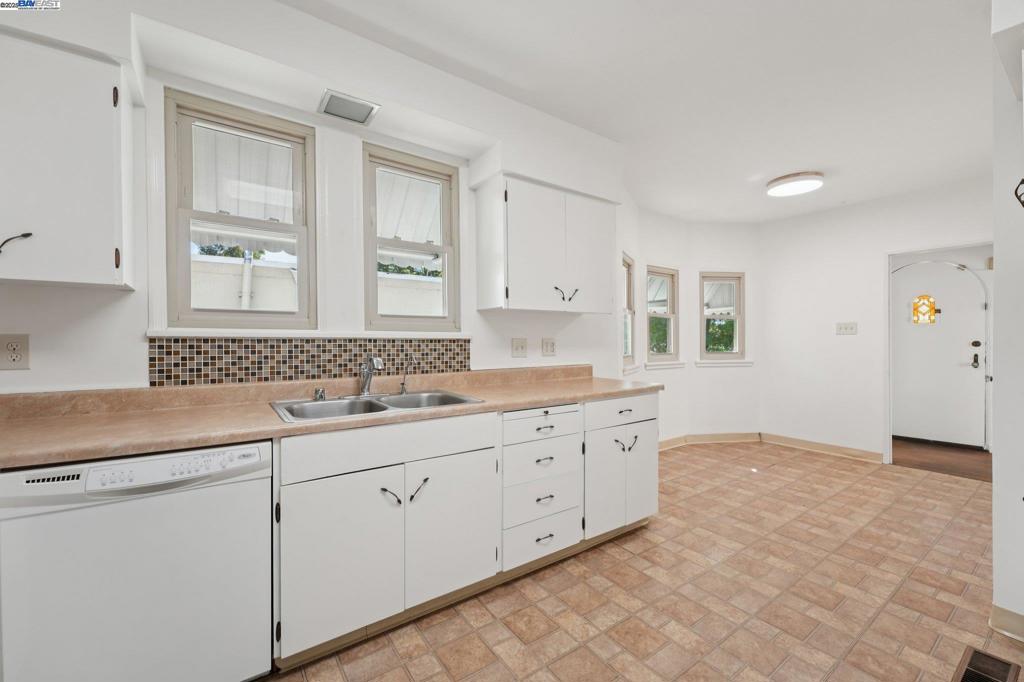 DIMOND HEIGHTS - Residential