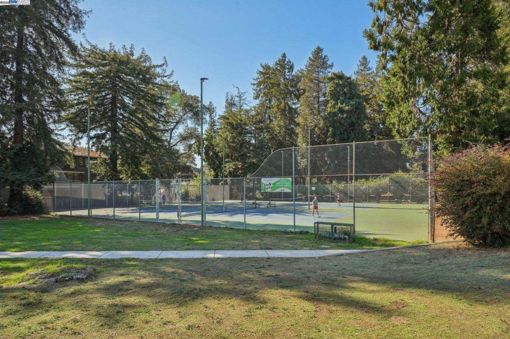 DIMOND HEIGHTS - Residential