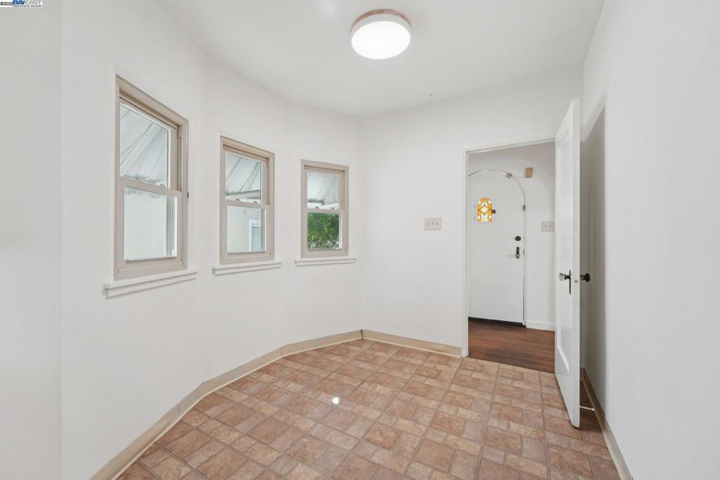 DIMOND HEIGHTS - Residential