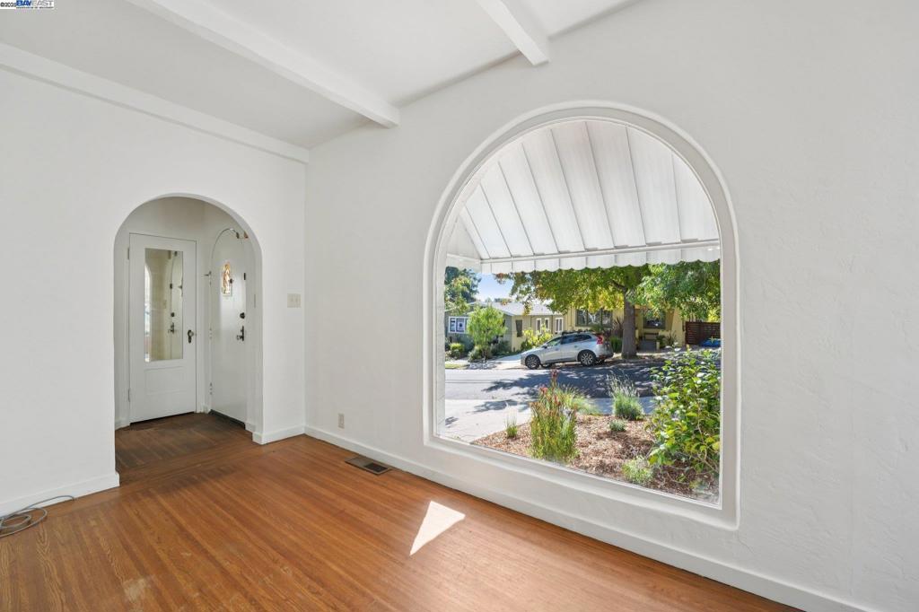 DIMOND HEIGHTS - Residential
