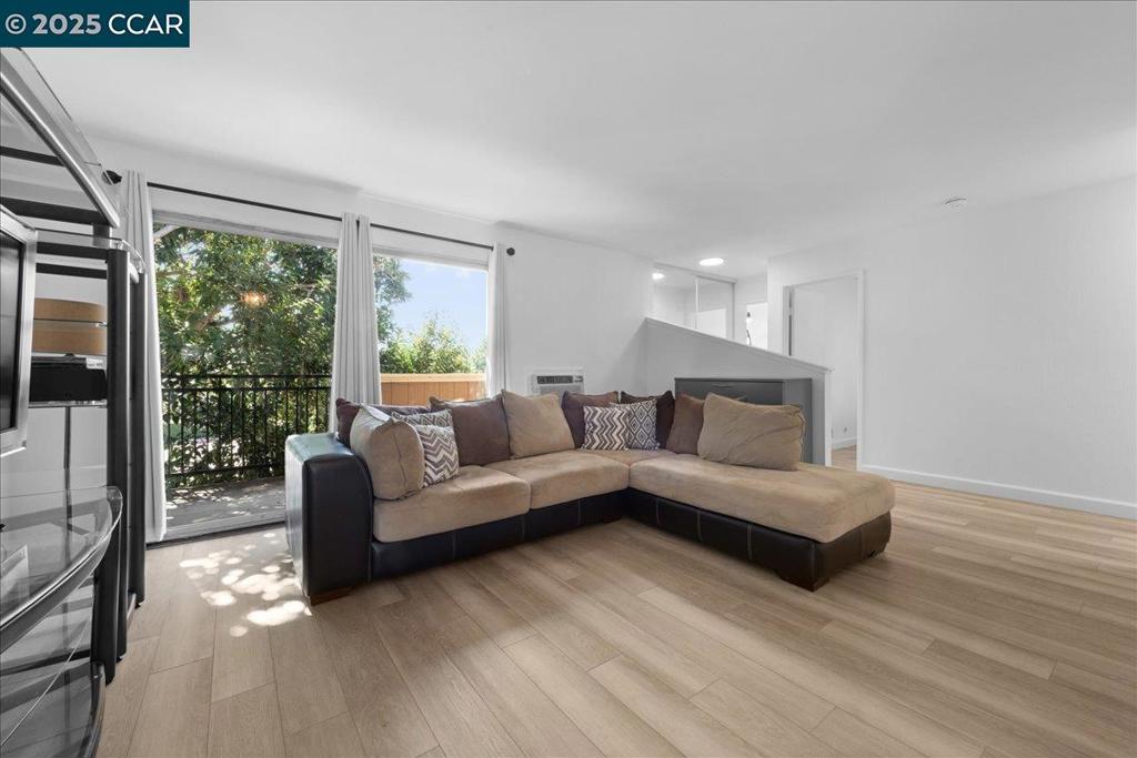 THE VINTNER - Residential