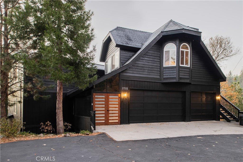 27555 North Bay