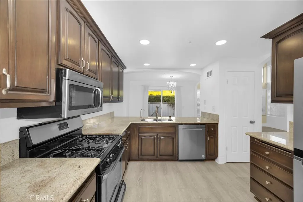 Mission Viejo, California 92692, United States, 3 Bedrooms Bedrooms, ,3 BathroomsBathrooms,Residential,Active,231389