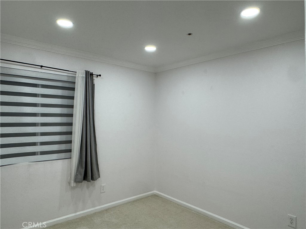 Emerald Pointe I (EP1) - Residential Lease