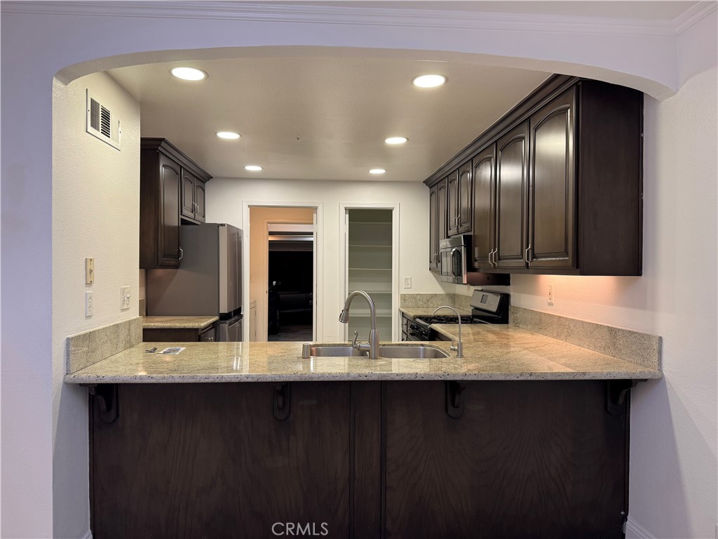 Emerald Pointe I (EP1) - Residential Lease