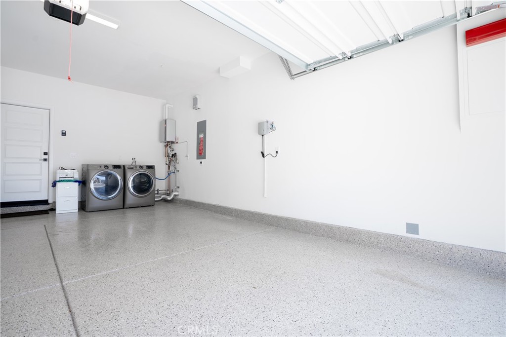 Paisley (PSLY) - Residential