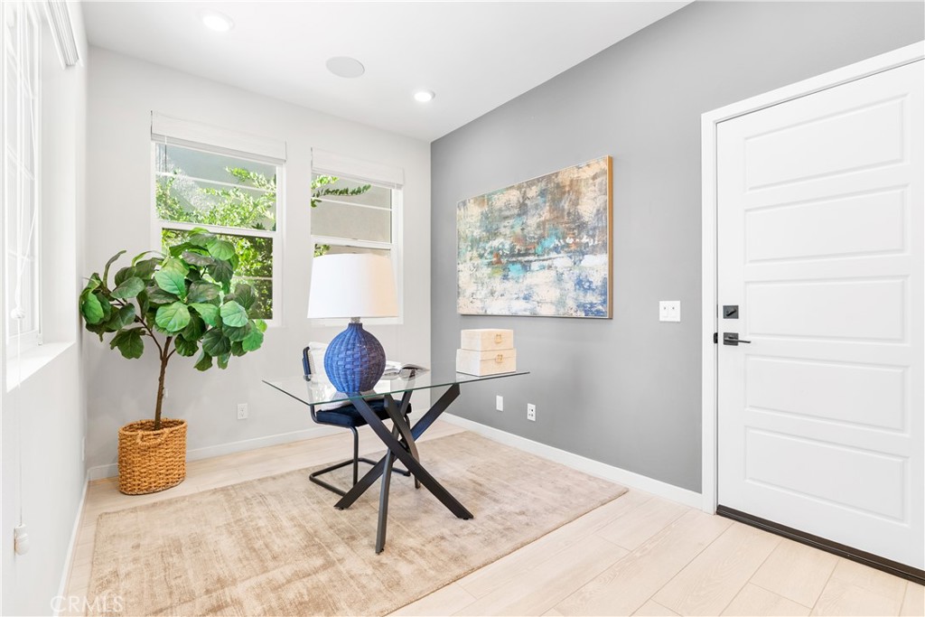 Paisley (PSLY) - Residential