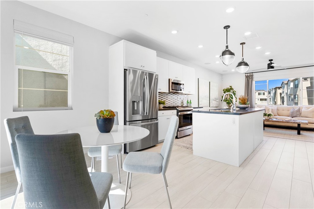 Paisley (PSLY) - Residential