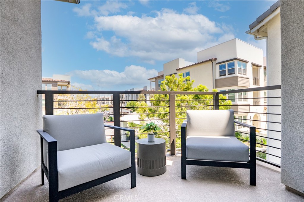 Paisley (PSLY) - Residential