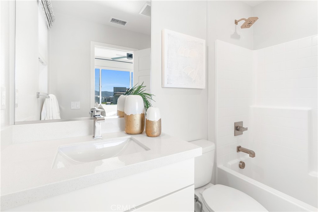 Paisley (PSLY) - Residential