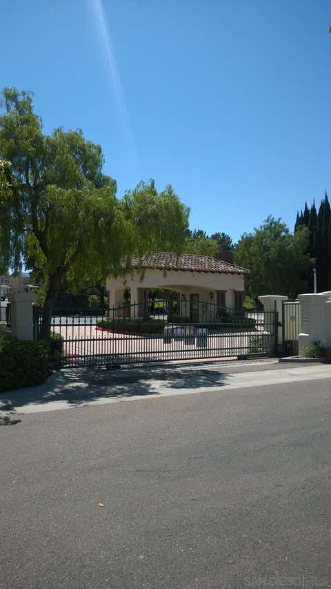 Photo of 1103 Pacific Grove Loop LOOP, Chula Vista, CA 91915 (MLS # 260017443SD)