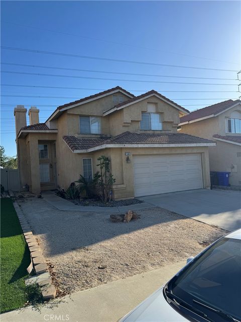 Photo of 15507 Coleen St, Fontana, CA 92337 (MLS # DW25253184)