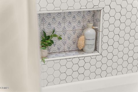 Tiny photo for 242 E Mcfarlane Drive, Ventura, CA 93001 (MLS # V1-35016)