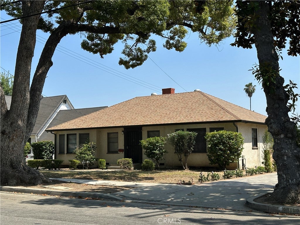 9416 Broadway