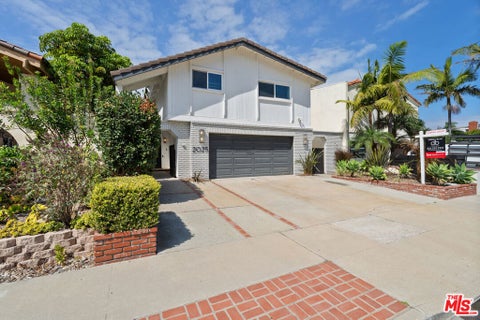 Tiny photo for 2025 Victoria Avenue, Oxnard, CA 93035 (MLS # 26990683)