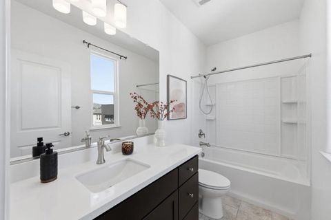 Tiny photo for 688 Squire Avenue, San Jose, CA 95133 (MLS # ML82037558)