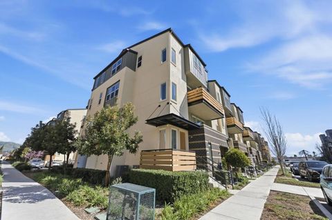 Tiny photo for 688 Squire Avenue, San Jose, CA 95133 (MLS # ML82037558)