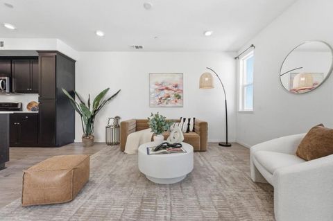 Tiny photo for 688 Squire Avenue, San Jose, CA 95133 (MLS # ML82037558)