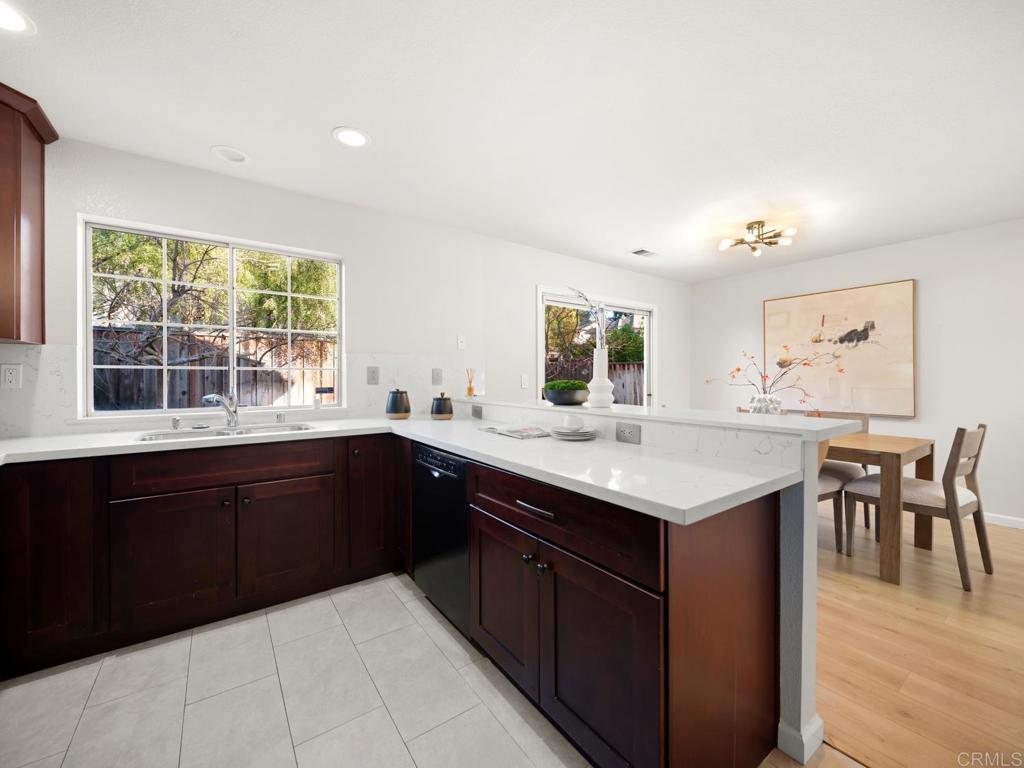 38751 Litchfield Cir