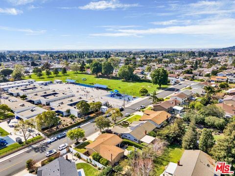 Tiny photo for 1767 Dunnigan Street, Camarillo, CA 93010 (MLS # 26660237)