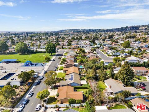 Tiny photo for 1767 Dunnigan Street, Camarillo, CA 93010 (MLS # 26660237)