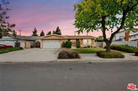 Photo of 1767 Dunnigan Street, Camarillo, CA 93010 (MLS # 26660237)