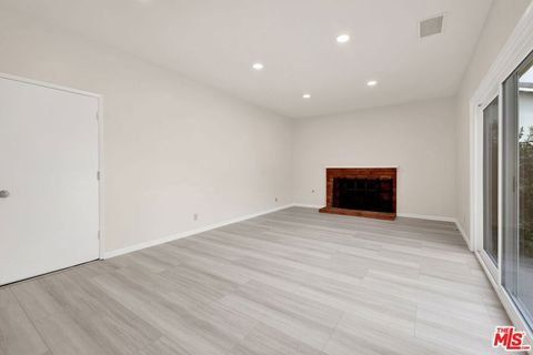 Tiny photo for 1767 Dunnigan Street, Camarillo, CA 93010 (MLS # 26660237)