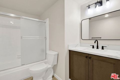 Tiny photo for 1767 Dunnigan Street, Camarillo, CA 93010 (MLS # 26660237)