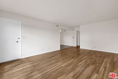 Tiny photo for 1767 Dunnigan Street, Camarillo, CA 93010 (MLS # 26660237)