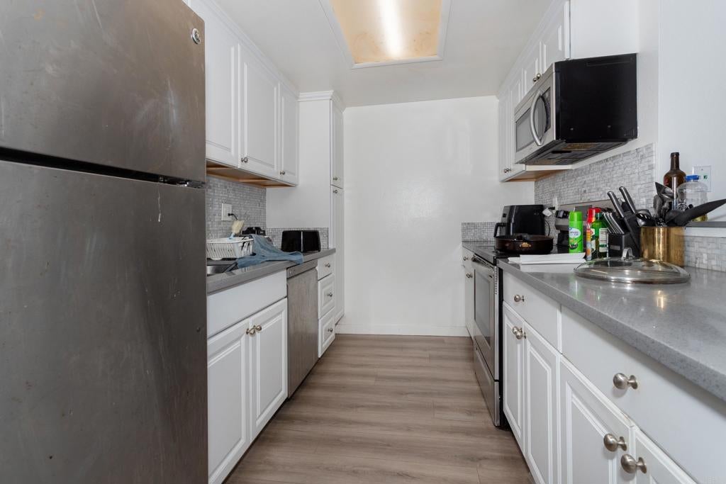 209 Woodland Parkway 121
