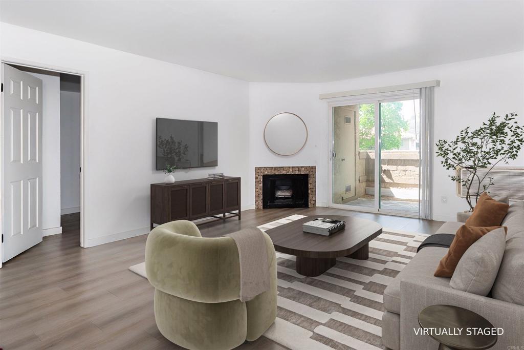 209 Woodland Parkway