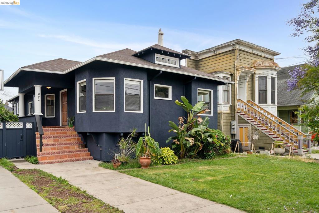 892 Laurel Street