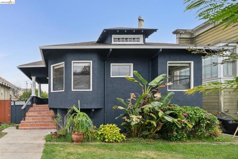 Photo of 892 Laurel Street St, Alameda, CA 94501 (MLS # 41131669)