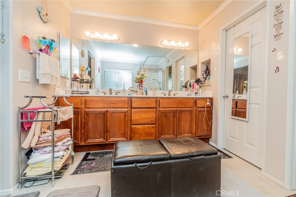 unkown - Residential