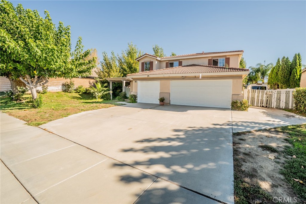838 Classic Avenue