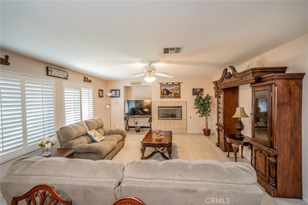 unkown - Residential